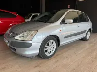Usado Honda Civic ES 110 CV (80 kW) 2001 Gris / plata Berlina