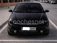 Usado Ford Focus Trend 115 CV (84 kW) 2001 Negro Berlina