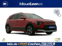 Usado Kia Niro 129 CV (94 kW) 2025 Rojo SUV