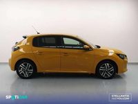 Usado Peugeot 208 Allure 102 CV (75 kW) 2022 Amarillo Utilitario