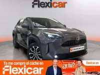 Usado Toyota Yaris Cross Style 116 CV (85 kW) 2022 Gris SUV