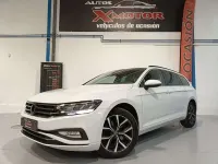 Usado VW Passat 122 CV (89 kW) 2023 Gris Familiar