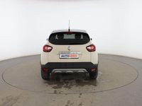Usado Renault Captur Intens 120 CV (88 kW) 2018 Beige SUV