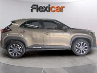 Usado Toyota Yaris Hybrid Active 116 CV (85 kW) 2024 Azul