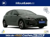 Käytetty Hyundai i30 120 HP (88 kW) 2023 Harmaa Sedan
