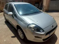 Usado Fiat Punto Pop 69 CV (50 kW) 2017 Gris / plata Utilitario