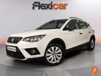 Używany Seat Arona Reference 95 KM (69 kW) 2018 Biały SUV