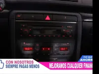 Usado Audi A4 131 CV (96 kW) 2003 Azul Berlina