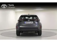 Usado Toyota Yaris Cross Active 116 CV (85 kW) 2022 Gris SUV