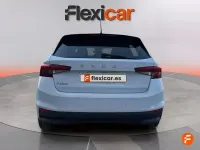 Usado Skoda Fabia Selection 95 CV (69 kW) 2025 Blanco Utilitario