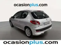 Usado Peugeot 206+ 70 CV (51 kW) 2011 Gris Utilitario