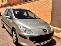Usado Peugeot 307 110 CV (80 kW) 2006 Blanco Berlina