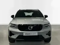 Nuevo Volvo XC40 Plus 163 CV (119 kW) 2026 Gris / plata SUV