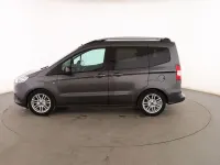 Usado Ford Tourneo Courier Titanium 100 CV (73 kW) 2018 Gris / plata Monovolumen