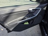 Usado Volvo V60 285 CV (209 kW) 2015 Negro Familiar