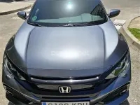 Usado Honda Civic Elegance 129 CV (94 kW) 2018 Gris / plata Berlina