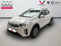Usado Kia Stonic 101 CV (74 kW) 2025 Blanco SUV
