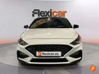 Usado Hyundai i30 N Line 120 CV (88 kW) 2024 Blanco Berlina