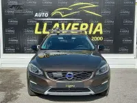 Usado Volvo V60 CC Summum 150 CV (110 kW) 2015 Beige Familiar