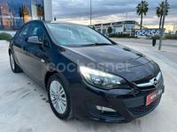 Usado Opel Astra Selective 110 HP (80 kW) 2015 Castanho Sedan