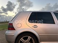 Usado VW Golf IV Highline 105 CV (77 kW) 2002 Gris / plata Berlina