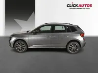 Usado Skoda Kamiq Sport 115 CV (84 kW) 2025 Gris / plata SUV
