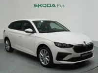 Usado Skoda Scala Selection 115 CV (84 kW) 2025 Blanco Utilitario
