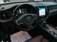 Usado Volvo XC60 Momentum 190 CV (139 kW) 2020 Gris / plata SUV
