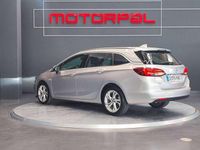 Usado Opel Astra Excellence 136 CV (100 kW) 2017 Gris Familiar