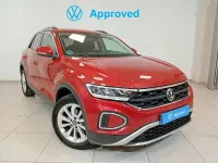 Usado VW T-Roc Life 110 CV (80 kW) 2024 Rojo SUV