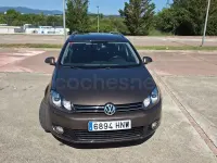Usado VW Golf VII Advance 105 CV (77 kW) 2013 Marrón Berlina