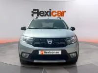 Usado Dacia Sandero Comfort 95 CV (69 kW) 2019 Gris Utilitario