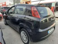 Usado Fiat Grande Punto Active 95 CV (69 kW) 2009 Negro Utilitario