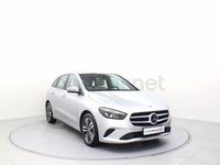 Usado Mercedes B200 163 CV (119 kW) 2021 Gris / plata Monovolumen