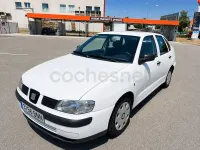Usado Seat Cordoba 100 CV (73 kW) 2002 Blanco Berlina