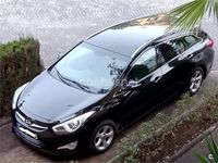 Usado Hyundai i40 115 CV (84 kW) 2013 Negro Familiar
