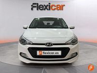 Usado Hyundai i20 84 CV (61 kW) 2016 Blanco Berlina