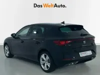 Käytetty Seat Leon FR 116 HP (85 kW) 2025 Musta Sedan
