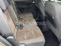 Usado VW Touran Sport 177 CV (130 kW) 2013 Beige Monovolumen