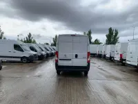Usado Peugeot Boxer S 139 CV (102 kW) 2021 Blanco Van