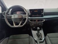 Usado Seat Arona Xperience 115 CV (84 kW) 2025 Gris / plata SUV