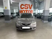 Usado Mazda 3 Luxury 105 CV (77 kW) 2003 Gris Utilitario