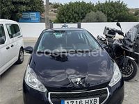 Usado Peugeot 208 Active 82 CV (60 kW) 2014 Negro Utilitario