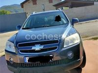 Usado Chevrolet Captiva LT 150 CV (110 kW) 2007 Gris / plata SUV