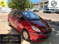 Usado Citroën Xsara Picasso Exclusive 92 CV (67 kW) 2011 Granate Monovolumen