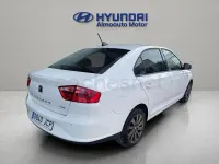 Usado Seat Toledo I-Tech 105 CV (77 kW) 2015 Blanco Utilitario