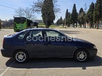Usado Seat Cordoba Stella 90 CV (66 kW) 2000 Azul Berlina