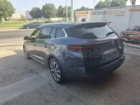 Usado Renault Mégane GrandTour Techno 140 CV (102 kW) 2023 Gris / plata Familiar