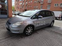 Usado Ford S-MAX Trend 140 CV (102 kW) 2007 Gris / plata Monovolumen