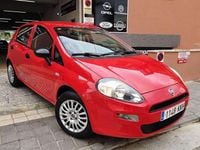 Usado Fiat Punto S 69 CV (50 kW) 2018 Rojo Utilitario